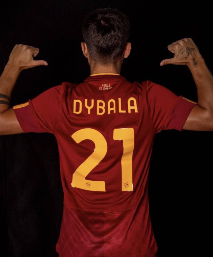 Dybala y sus nuevos colores 