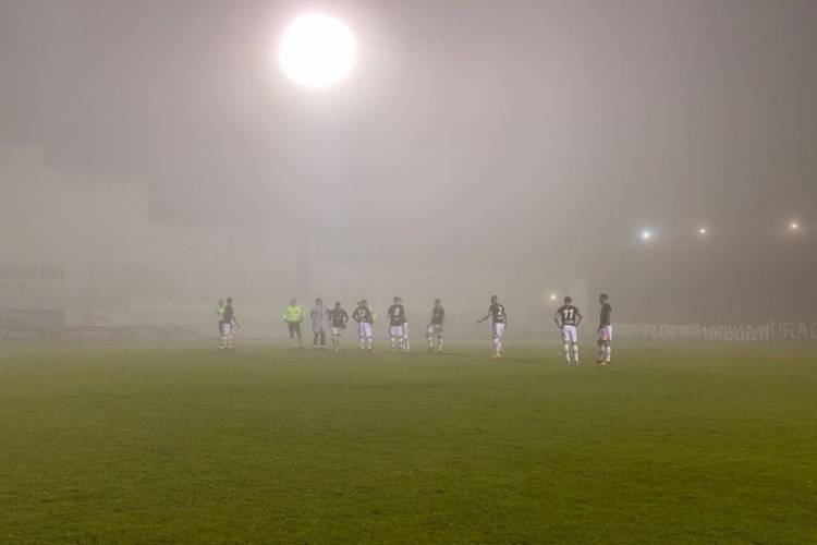 Belgrano y Quilmes suspendido 