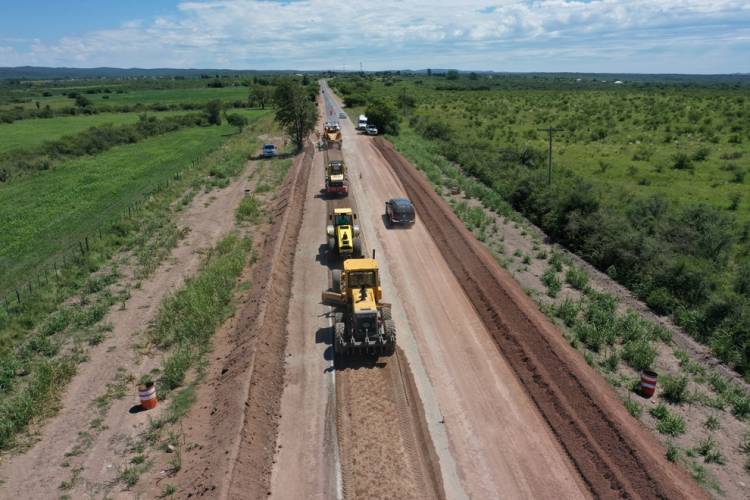 Ruta 16:Finalizó la pavimentación de los 26,5 km entre Deán Funes y Villa Tulumba.