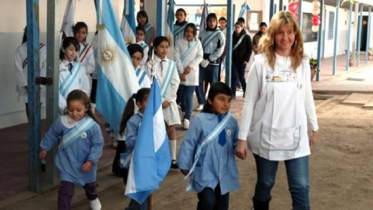 Abrieron inscripciones para ingresar a la docencia en el sistema educativo municipal