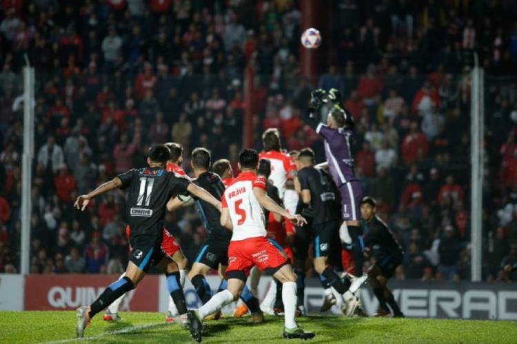 La Gloria y una goleada para soñar 