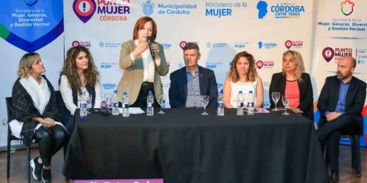 En el CPC Colón, inauguraron un Punto Mujer