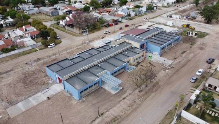 Importantes obras avanzan e Las Varillas