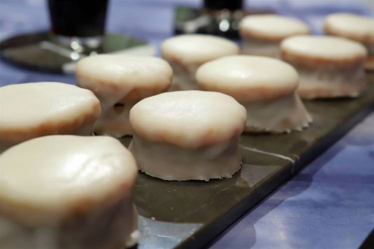 FIESTA DEL ALFAJOR EN LA FALDA CON MUCHA ASISTENCIA DE TURISTAS