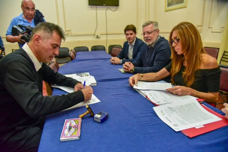 La Municipalidad busca realizar inversiones que superan los 16.000 millones de pesos