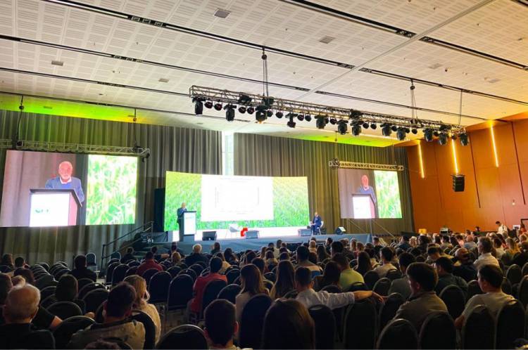 Más de 3 mil personas dijeron presente en el 1º Congreso Internacional del Maíz