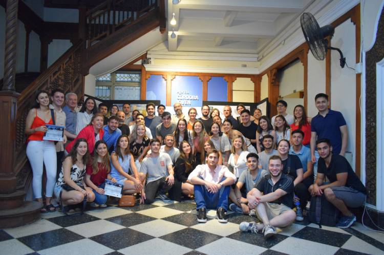 Estudiantes de Arquitectura fueron reconocidos por Córdoba Joven
