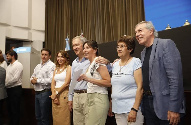 Entregaron créditos para iniciar o potenciar emprendimientos productivos