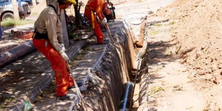 Más de 23 mil vecinos se beneficiarán con obra de nexo de agua