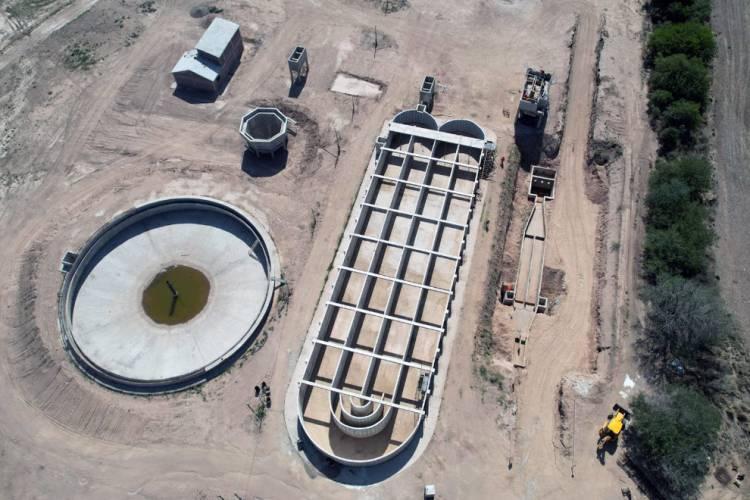 Colonia Caroya :Gran avance de la obra de saneamiento cloacal
