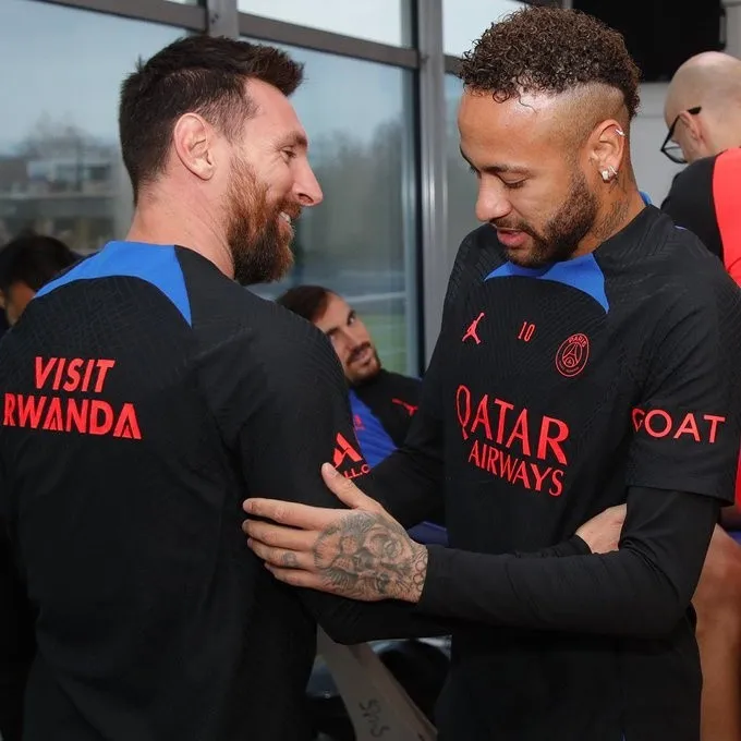 Messi héroe en París