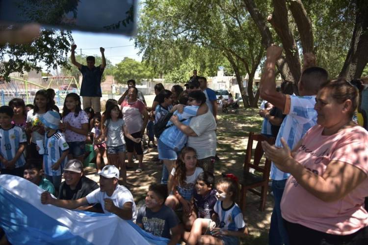 Cuti Romero habló de su vida y del mundial