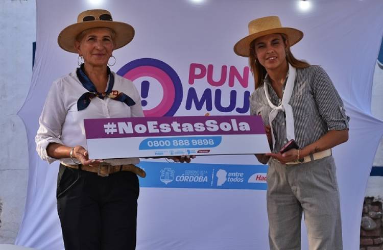 Punto Mujer dice presente en el Festival de Doma y Folklore de Jesús María