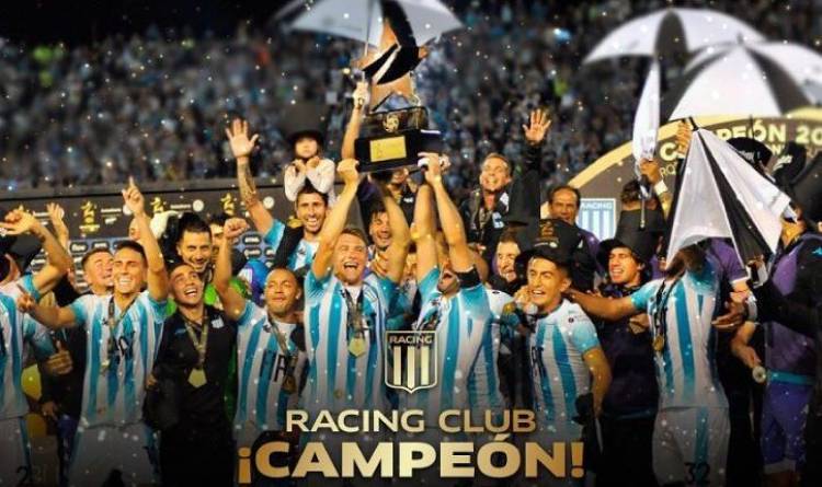 Entre el fútbol, el handball y el HOCKEY sobre césped