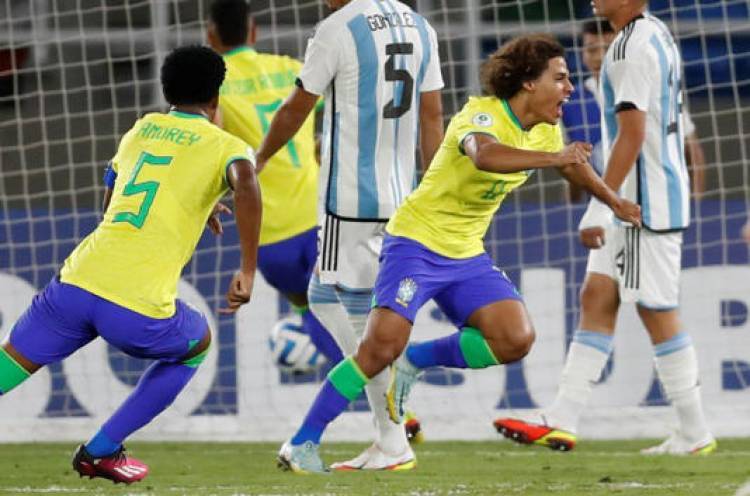 Argentina jugó muy mal y volvió a tropezar en el Sudamericano Sub-20