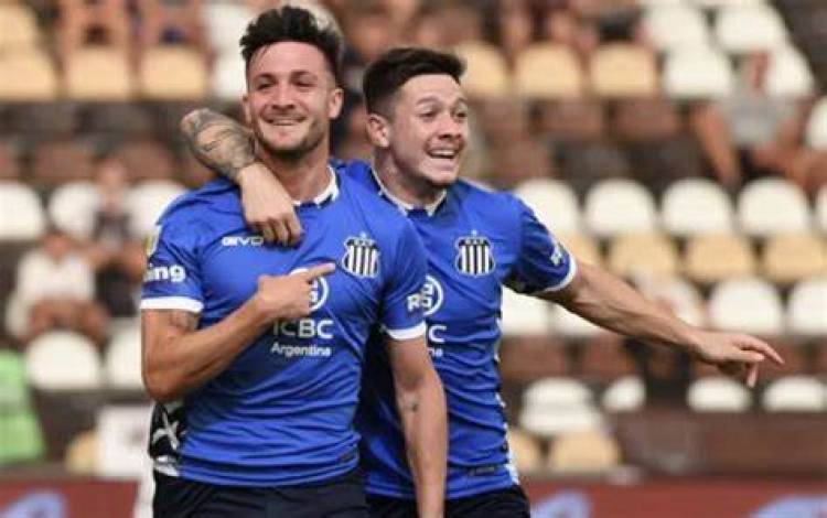 Goleada de Talleres 4 a 2 en Vicente López