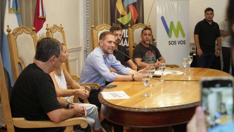 Acompañarán a aficionados y profesionales del deporte con importantes becas