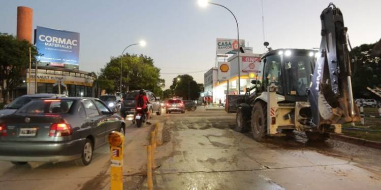 Hay corte total sobre Av. Cruz Roja y Parcial sobre Av. Richieri