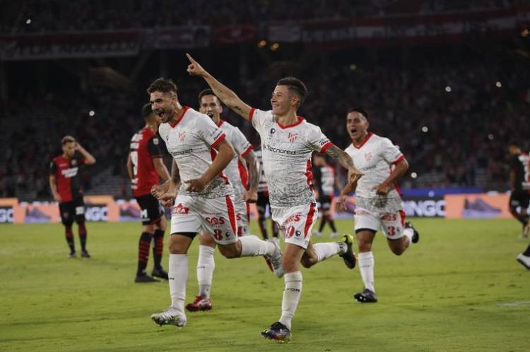 El fútbol de Córdoba da pelea