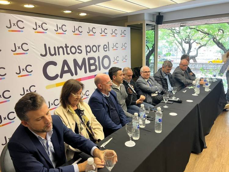 Juntos por el Cambio salió a la cancha