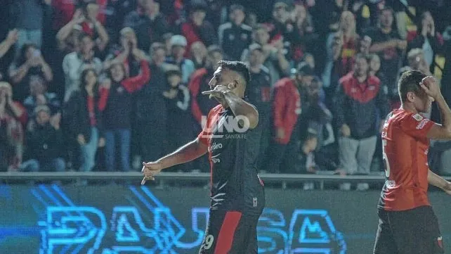 Colón con Wanchope viene bien