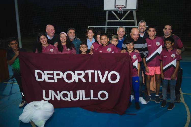 Vecinos de Unquillo ya disfrutan de un nuevo polideportivo