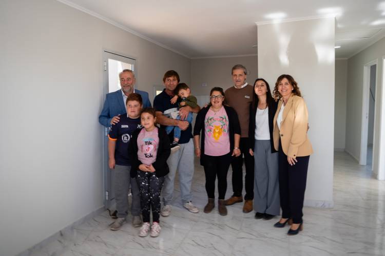Vecinos de Buchardo lograron cumplir el sueño de la casa propia