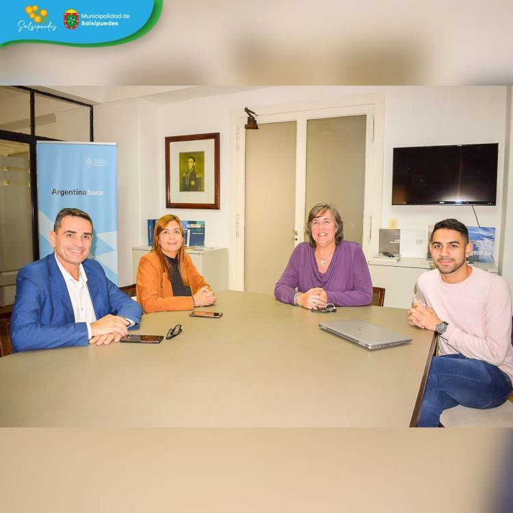 Salsipuedes: El intendente Bustos busca avanzar en proyectos presentados al  ENOHSA