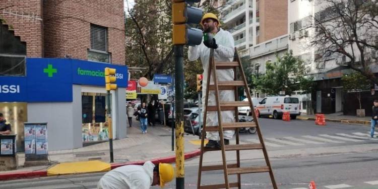 Modernizan la red semafórica de la ciudad de Córdoba