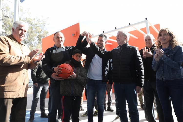 Vecinos de Rio Tercero ya pueden disfrutar del nuevo Polideportivo Social