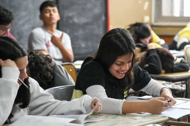 Después de las PASO, ¿habrá actividad educativa?