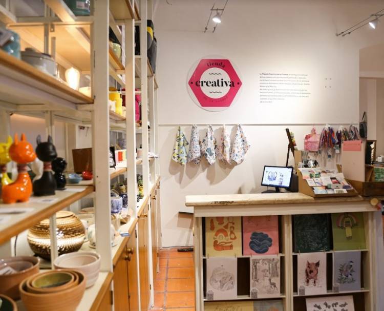 Niñas y niños podrán disfrutar de talleres gratuitos en la Tienda Creativa