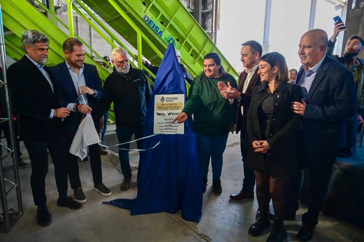 Abrió sus puertas un edificio modelo del tratamiento de residuos en el país