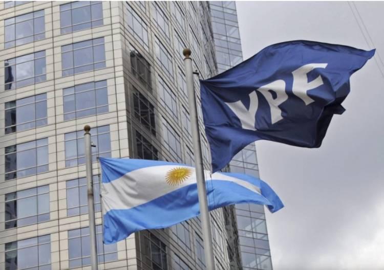 Una jueza de Estados Unidos falló en contra de la Argentina y el costo por expropiación de YPF se eleva a US$16.000 millones