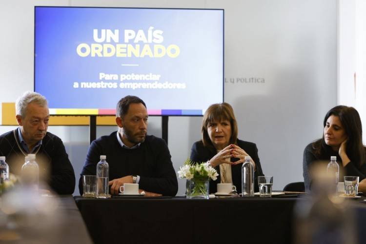 Fuerte apoyo de la Coalición Cívica a Patricia Bullrich