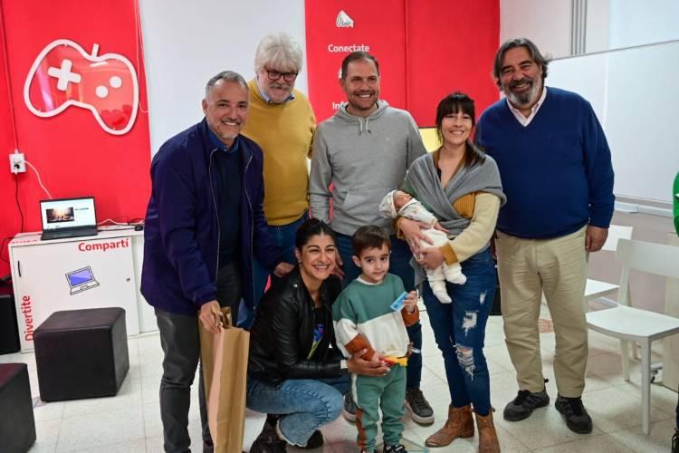 El Municipio continua priorizando el acceso temprano a la lectura desde los primeros días de vida