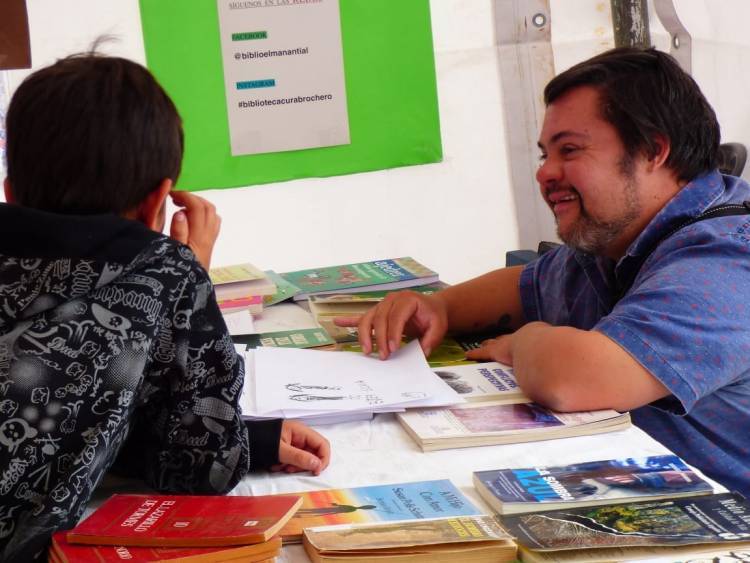A pura emoción se vivió la 2º Feria del Libro Brocheriana