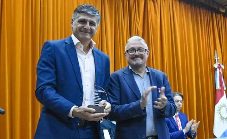 Cosquín: Entregaron los certificados a las nuevas autoridades municipales