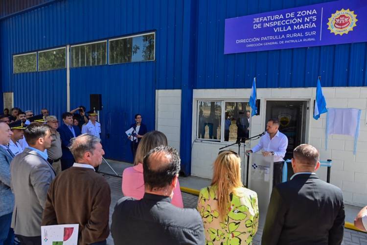 Accastello y Gill inauguraron la nueva Patrulla Rural en el Parque Industrial
