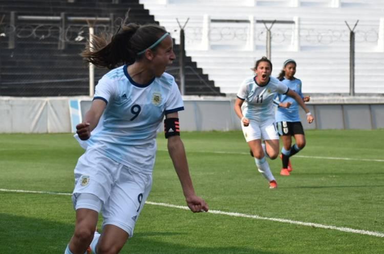 Tonada cordobesa en la selección femenina de fútbol