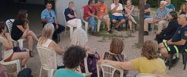 Villa Cerro Azul comenzó la gestión para colocar cámaras en puntos estratégicos