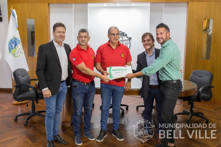 Fuerte apoyo de la Provincia a los Bomberos Voluntarios de Bell Ville