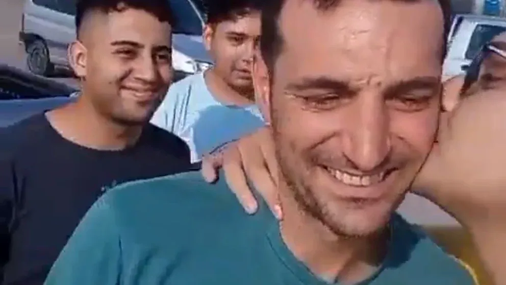 Cortitas al pie: Scaloni sigue y comienza mañana el fútbol local