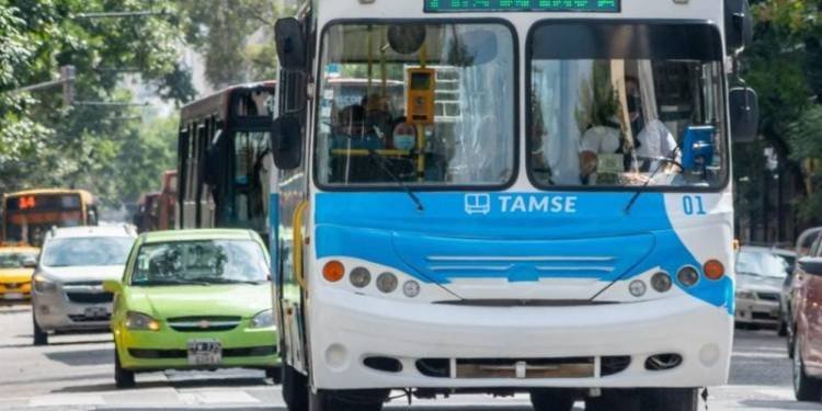 Otra vez hay cambios en las tarifas de transporte urbano, taxis y remises