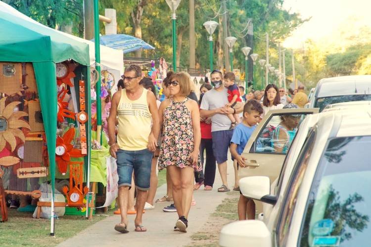 Arroyito se prepara para la 1º Feria de Artesanías en las Costas del Xanaes.