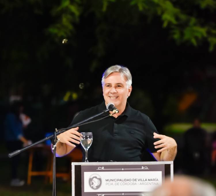 En su visita a Villa María, Martín Llaryora le respondió al Gobierno Nacional