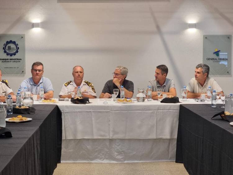 Autoridades policiales y municipales de la región planifican las primeras acciones del año en  seguridad