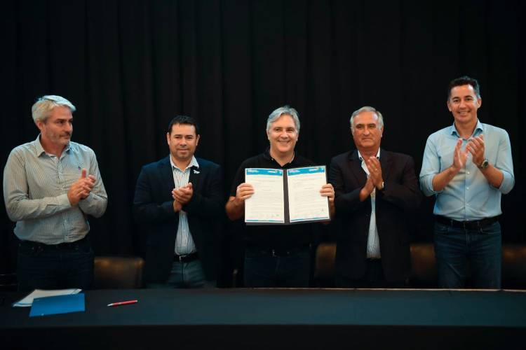 Llaryora confirmó que pronto comenzará una obra que transformará a 4 localidades del norte cordobés