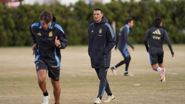 Fecha FIFA: este viernes Argentina sin Messi