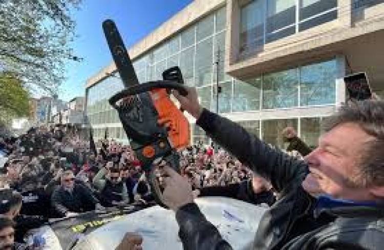 La "Motosierra" en el Estado sigue provocando más malestar del sindicalismo